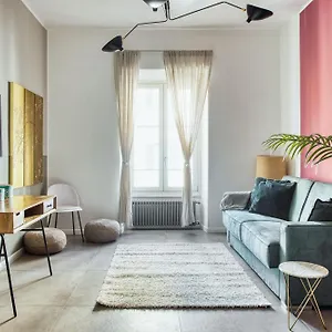 Clausim Domus: New Brightful Flat Next To The Vatican Roma